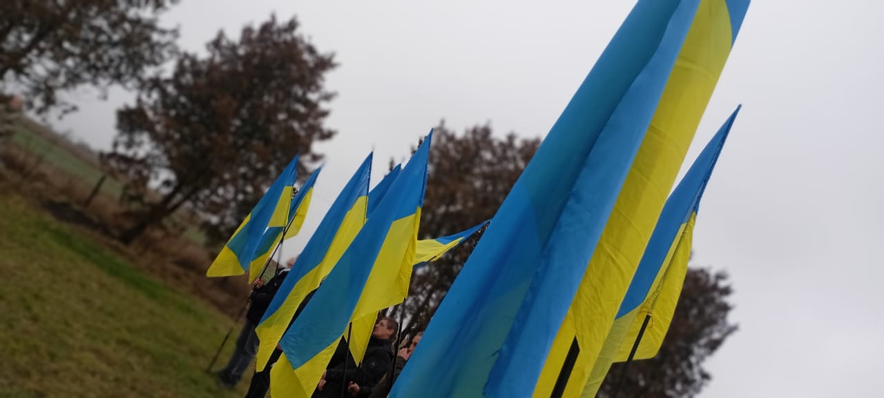 Без батька залишилося троє дітей: волиняни провели в останню дорогу Героя Тараса Парфенюка