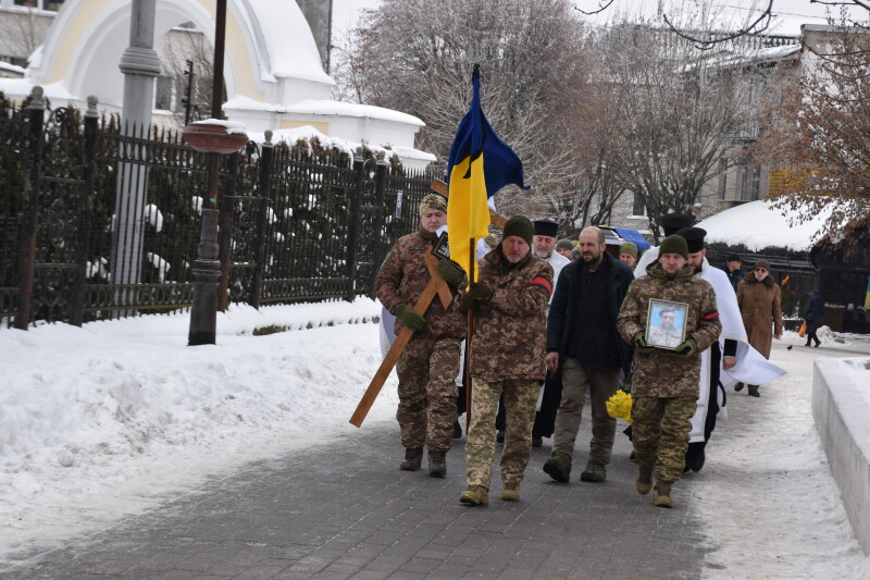 Загинув рік тому у Курській області: у Луцьку провели в останню путь Героя Сергія Барабанова