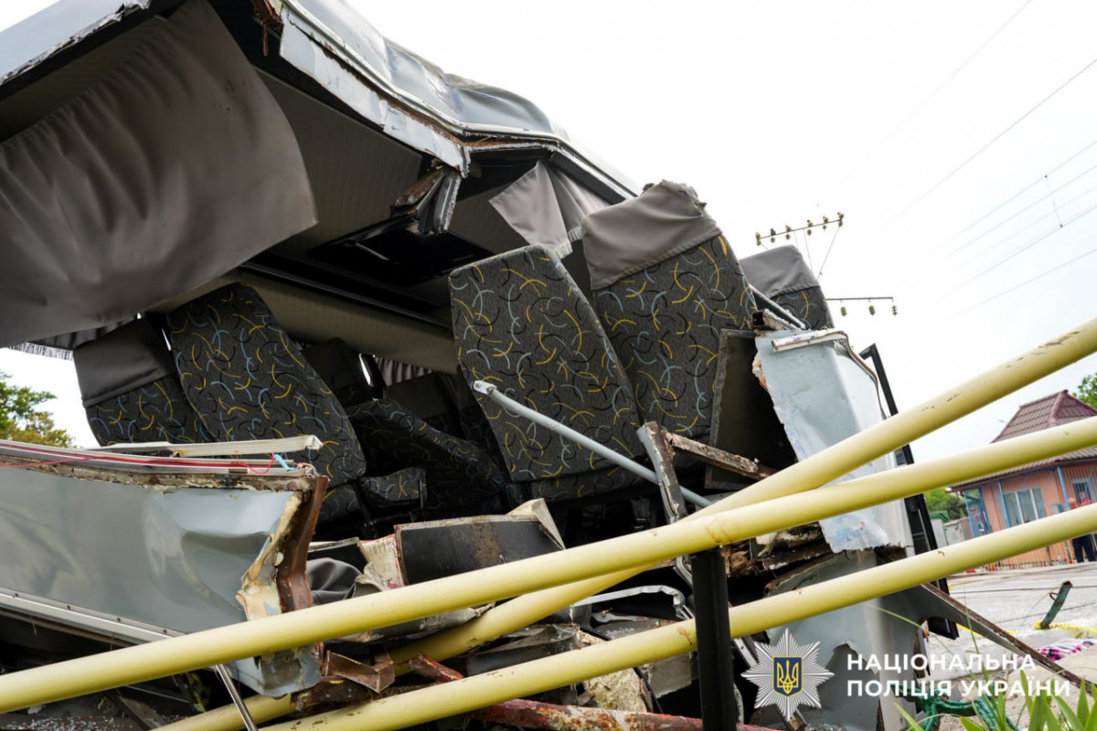 Смертельна ДТП на Рівненщині: поліція повідомила, хто загинув і скільки людей постраждали. Відео 18+