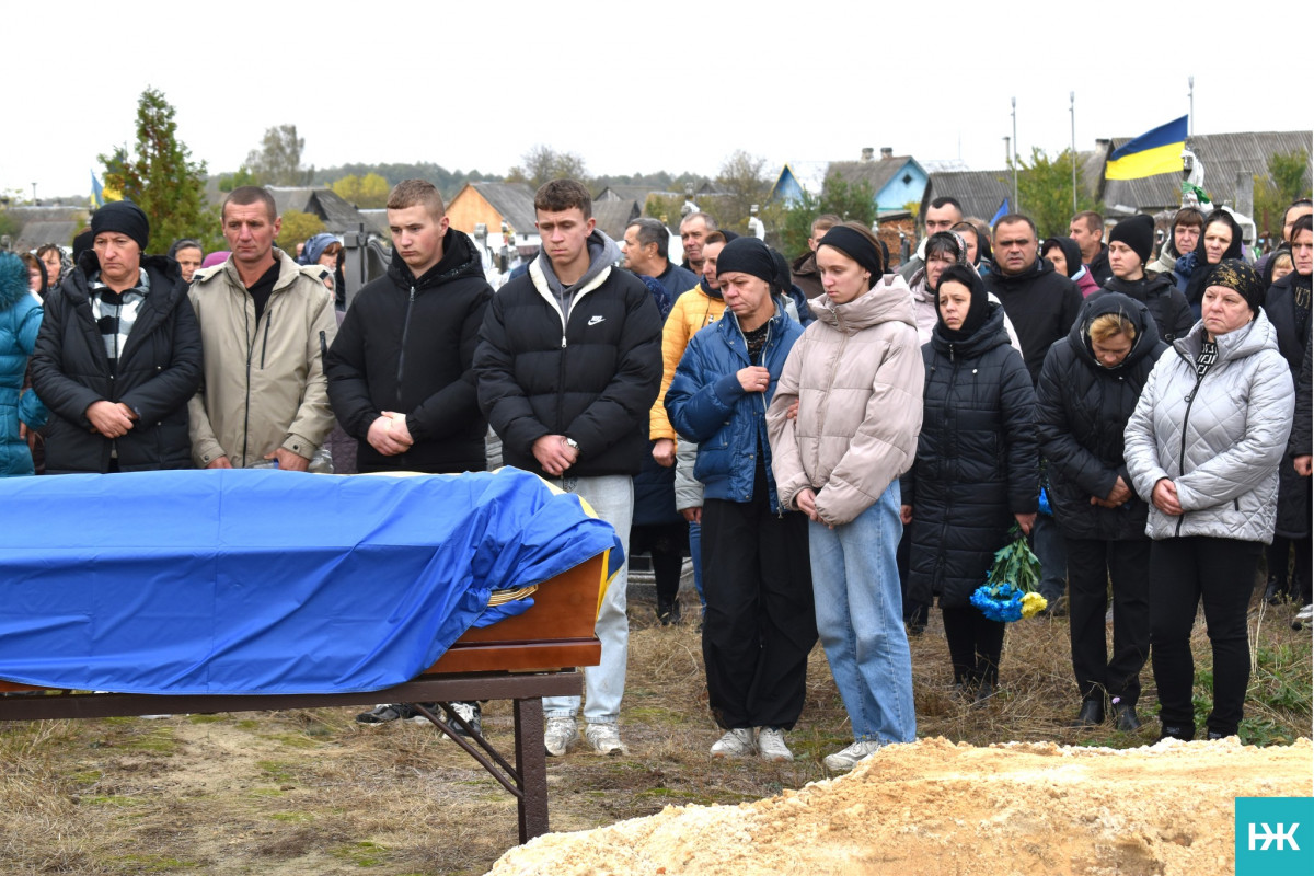 Мобілізували навесні цього року: на Волині в останню дорогу провели Героя Руслана Русила