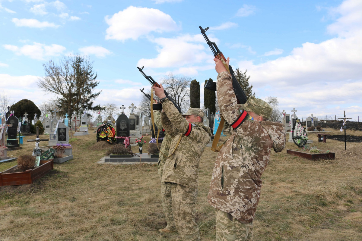 Навіки 45: на Волині попрощалися із військовослужбовцем Василем Скорупським