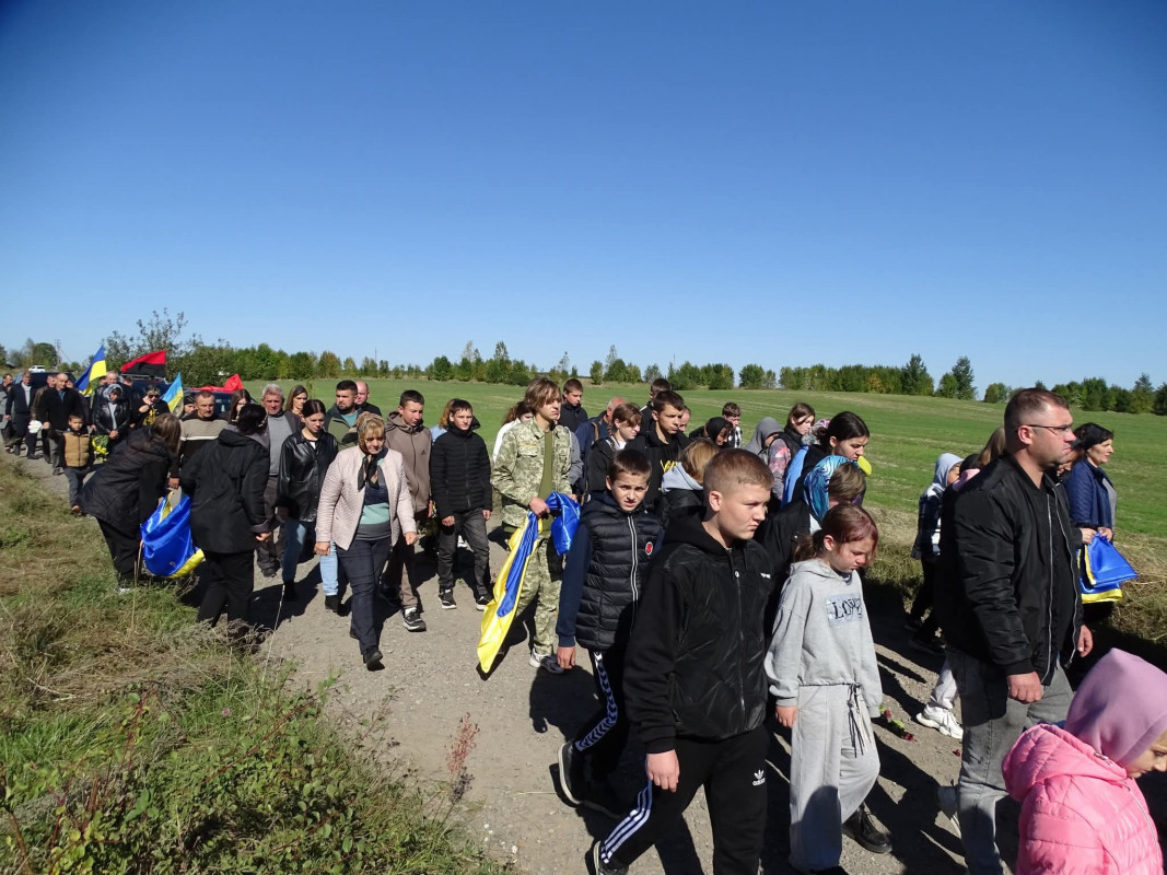 Війна забрала життя Героя: на Волині провели в останню путь Ігоря Бебеса
