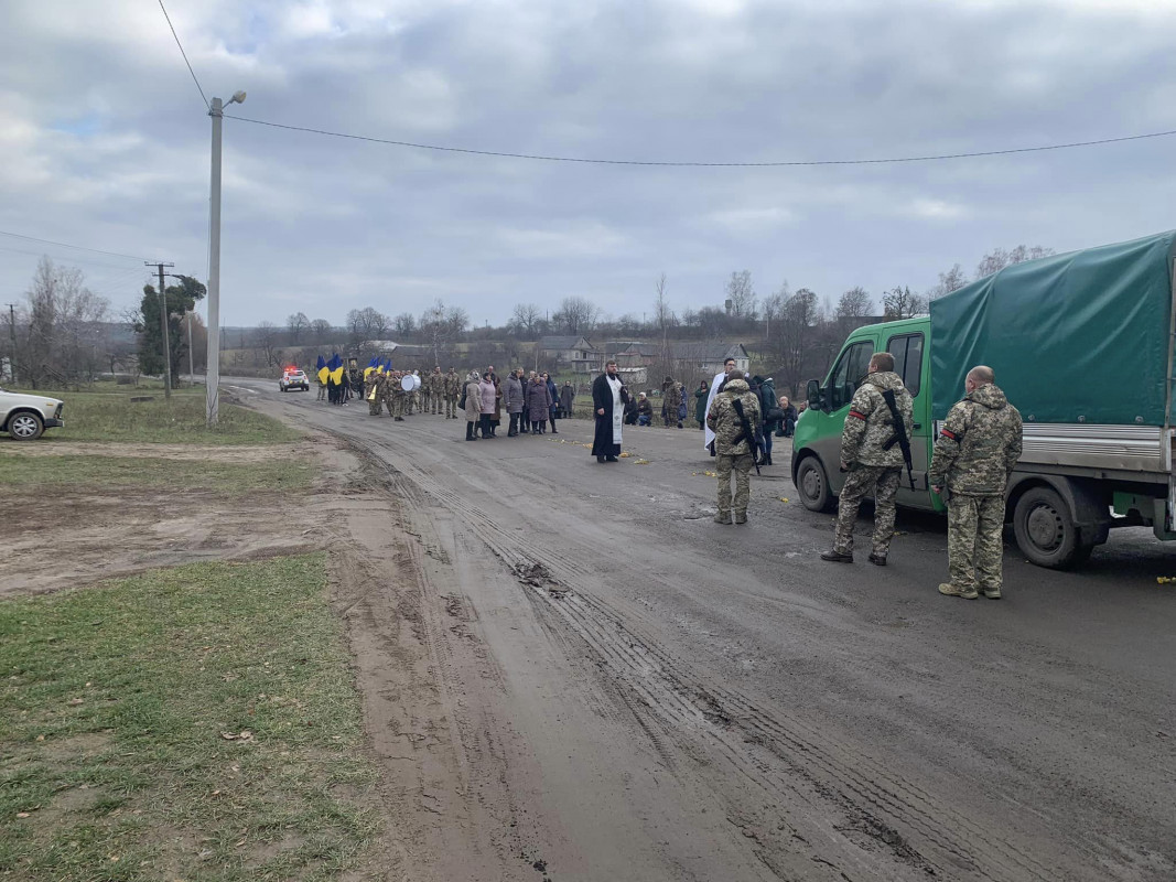 Громада на Волині провела в останню путь Героя Василя Залевського