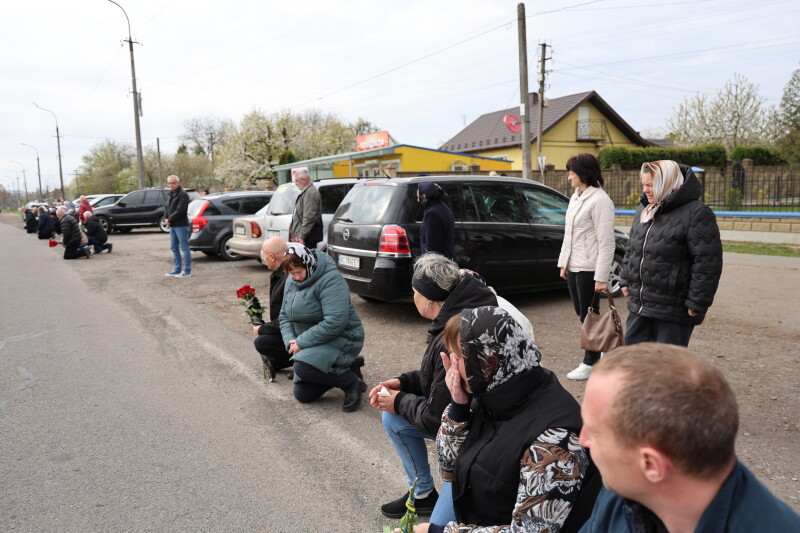Загинув 15 місяців тому: у Луцькій громаді попрощалися з Героєм Анатолієм Бекасом. Фото