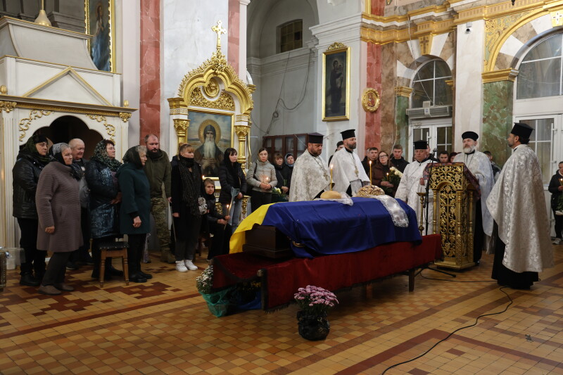 Загинув у вересні минулого року: у Луцьку попрощались з Героєм Дмитром Загурним