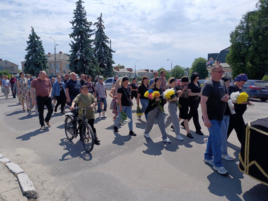Навіки 22: на Волині поховали Героя Олександра Бусла, який тривалий час вважався зниклим безвісти