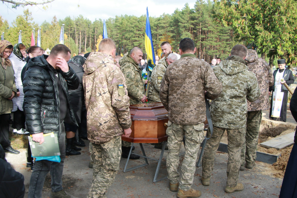 Кілька днів тому повернувся у військовий стрій: на Волині попрощалися з мужнім захисником Володимиром Євпаком