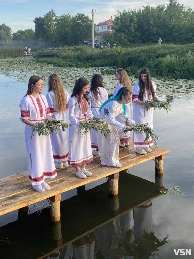 Купальські пісні, вогонь і благодійність: у місті на Волині яскраво відзначили свято Івана Купала