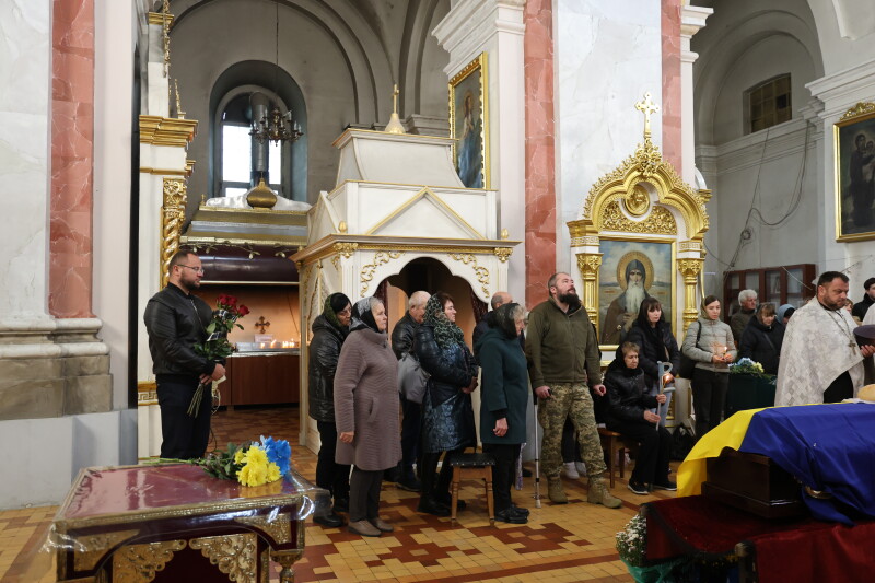 Загинув у вересні минулого року: у Луцьку попрощались з Героєм Дмитром Загурним