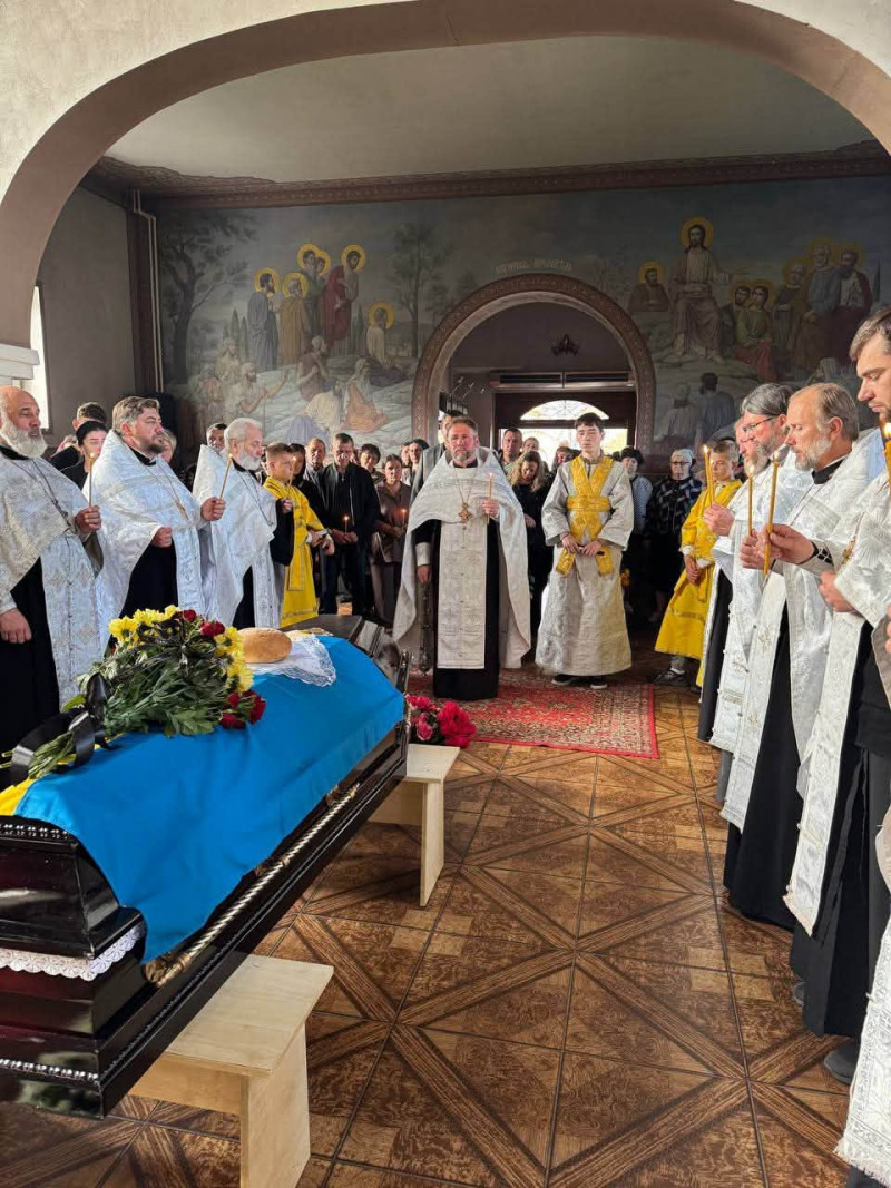 На Волині попрощалися із захисником Олександром Хмаруком, загибель якого підтвердила ДНК-експертиза