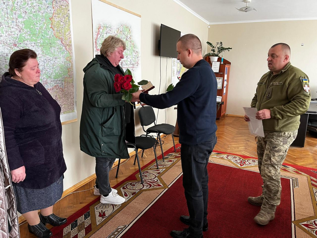 Загинули за Україну: на Волині вручили державні нагороди сім’ям захисників