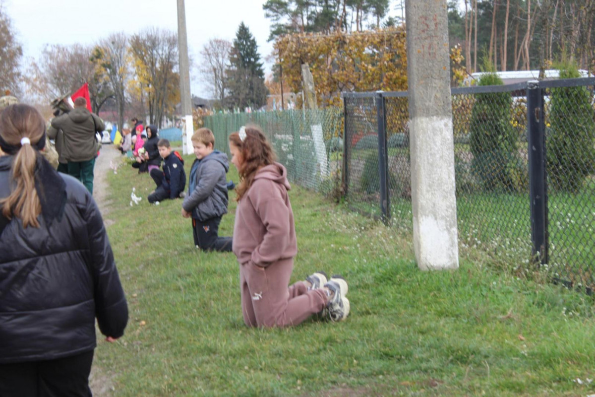 Маленький син ніколи більше не побачить тата: на Волині попрощалися з Героєм Миколою Мясковським
