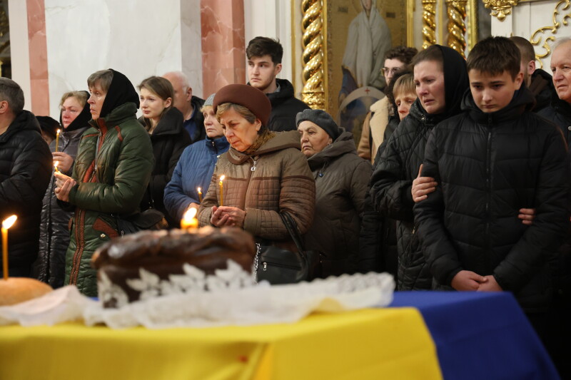 У Луцьку попрощалися із 21-річним Героєм Богданом Чепелою
