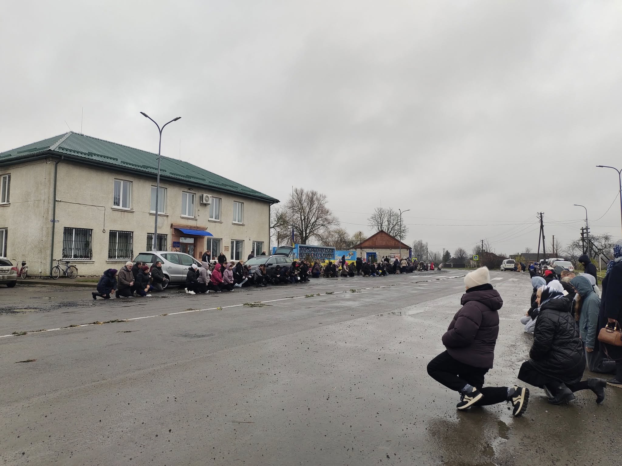 В останню дорогу з Молитвою українського націоналіста: волиняни попрощалися з Ярославом Садом