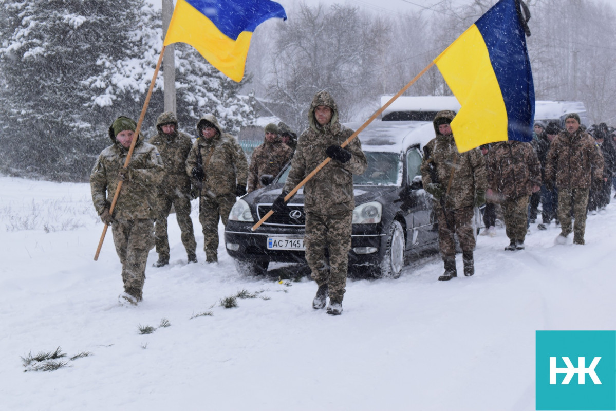 На Волині в останню дорогу провели воїна Анатолія Лукашевича