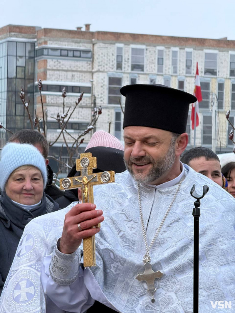 Як у Луцьку освячували воду. Фото