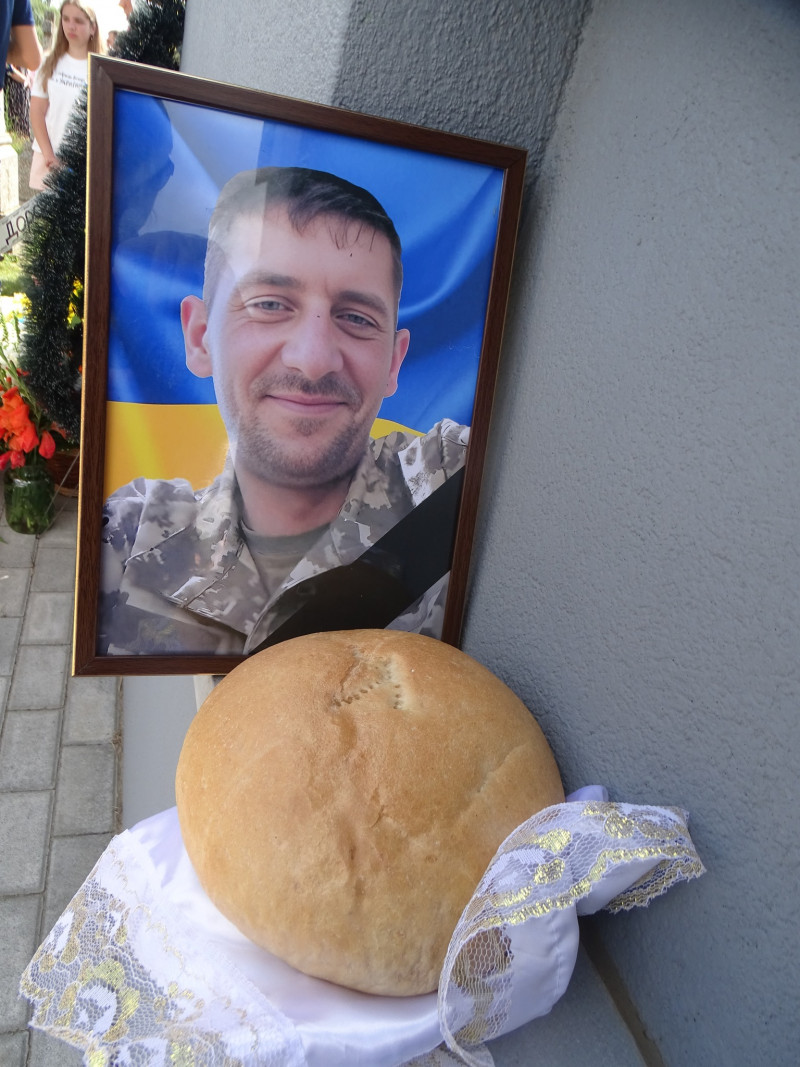 Надію на диво обірвала жахлива звістка: на Волині поховали Героя Володимира Мороза, який рік вважався зниклим безвісти