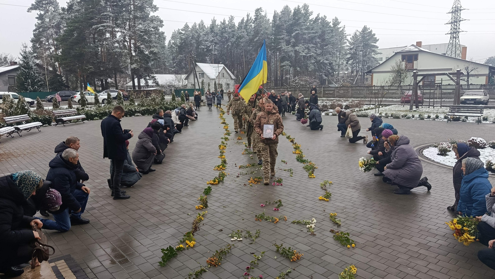 Трагічно загинув у ДТП: на Волині попрощалися із 32-річним захисником Едуардом Радчуком