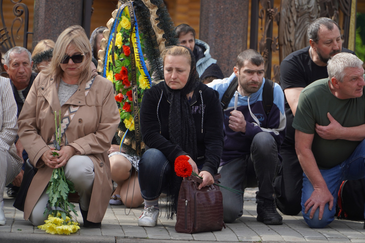 Життя обірвала хвороба: на Волині поховали військовослужбовця Андрія Беднарчука