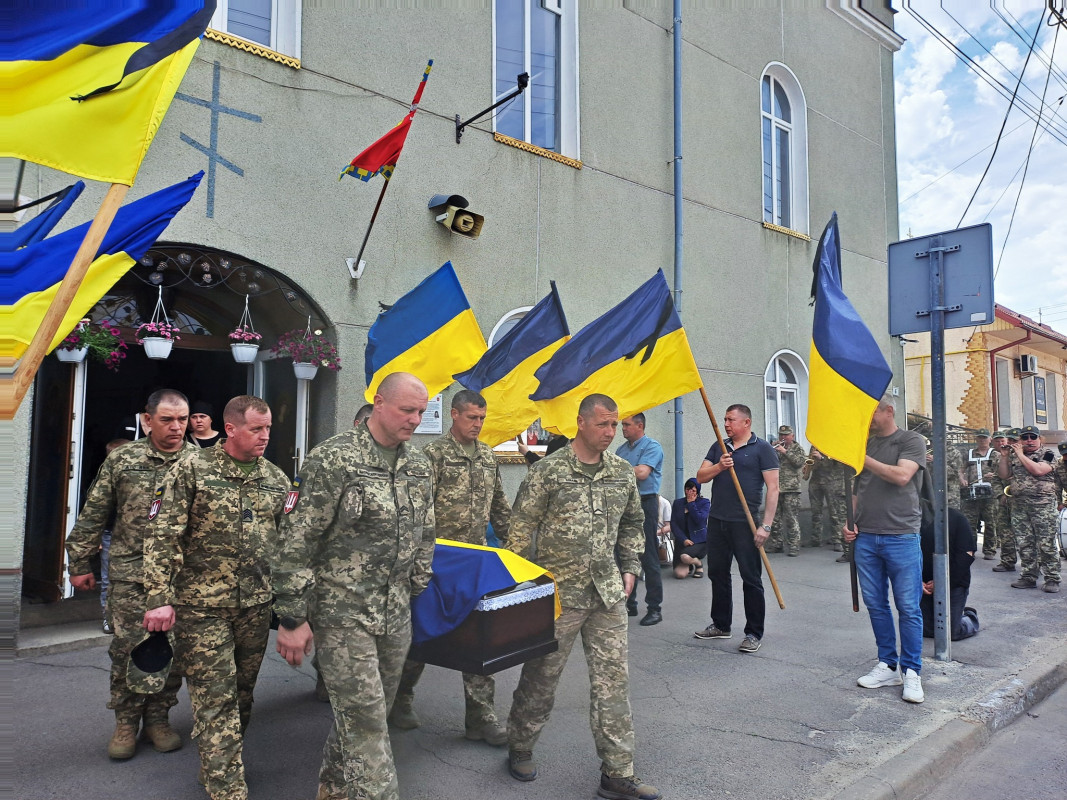 Загинув 15 місяців тому у Курській області: на Волині поховали Героя Анатолія Смаля