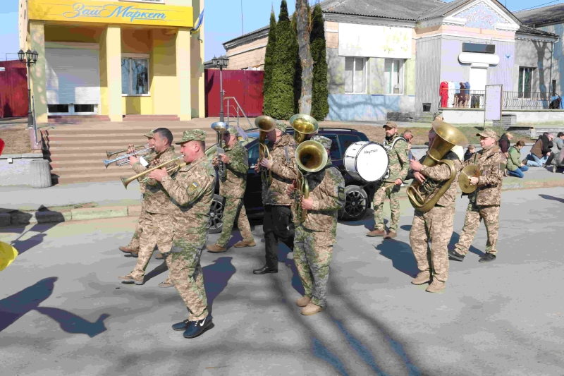 Громада на Волині провела в останню земну дорогу свого захисника Івана Шваївського