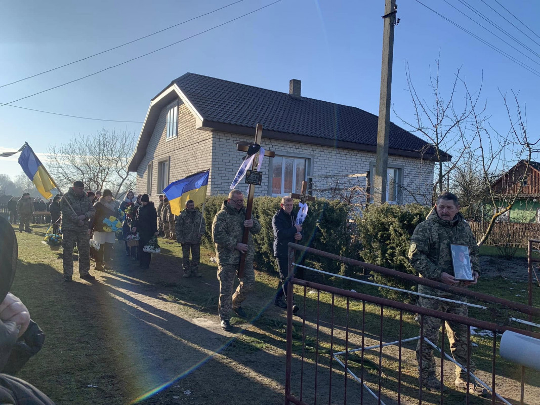 Загинув у бою: на Волині попрощались з Героєм Сергієм Бубелою