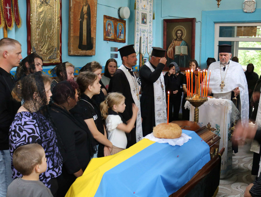 Помер після поранення: на Волині попрощалися із Захисником Ігорем Андрійчуком