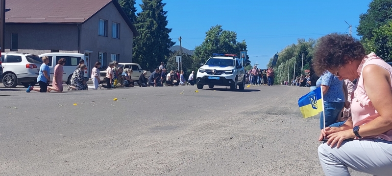 «Його очі горіли жагою до волі, до життя»: на Волині попрощалися з Героєм Михайлом Водоносом