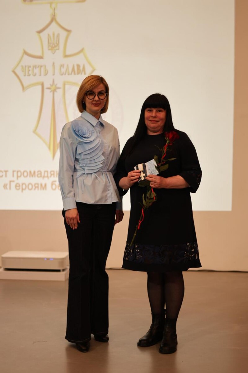 «Герої без зброї»: у Луцьку вручили почесні відзнаки людям, які щодня рятують і допомагають