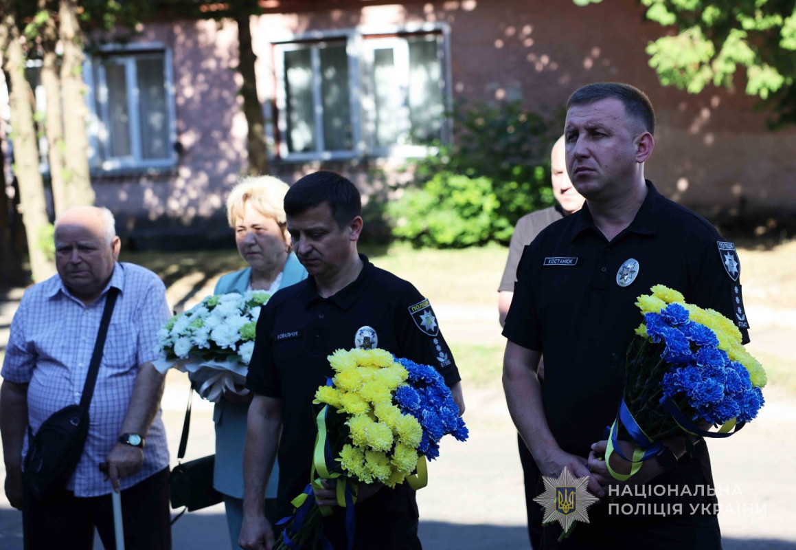 На Волині відкрили пам’ятну дошку Герою-поліцейському Сергію Тлумачу, який загинув на війні