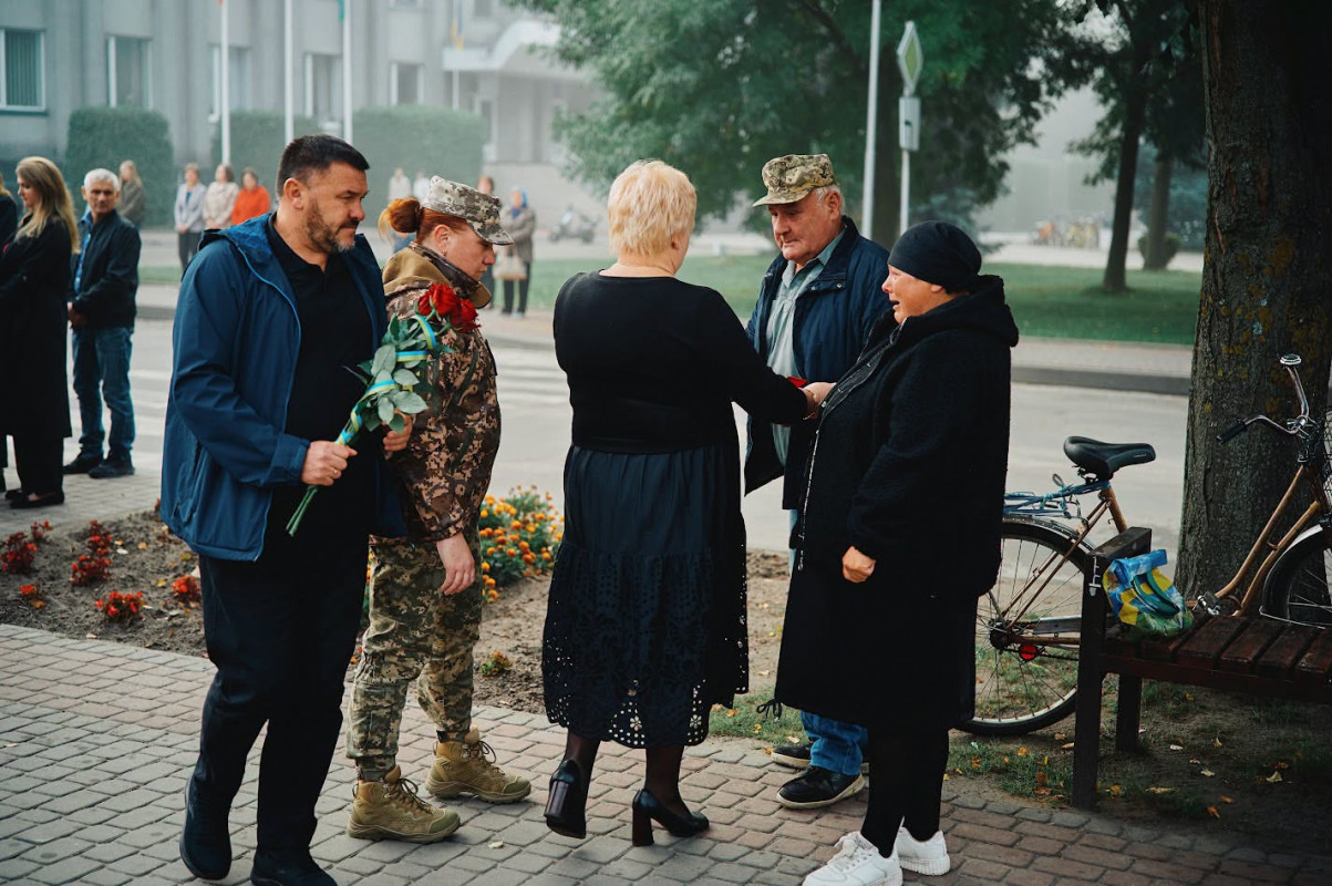 Загинули за Україну: родинам трьох Героїв вручили посмертні нагороди захисників