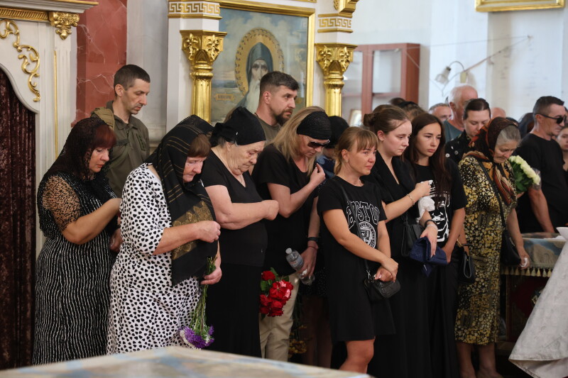 Навіки 33: у Луцьку в останню дорогу провели полеглого Героя Юрія Васюка