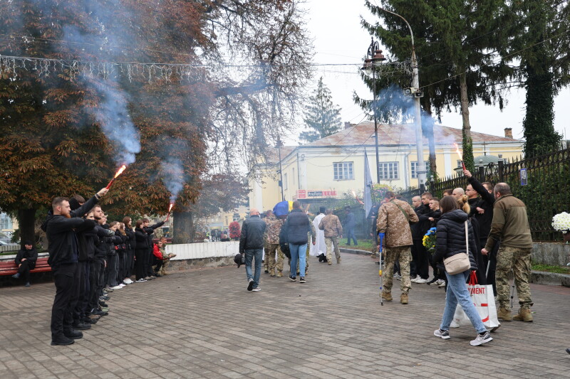 Загинув у вересні минулого року: у Луцьку попрощались з Героєм Дмитром Загурним