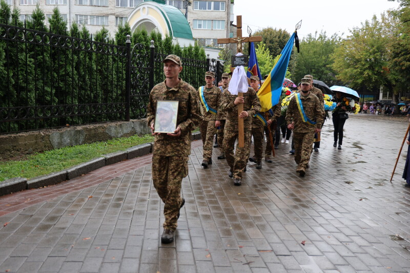 Тренер із тхеквондо на війні став командиром відділення інструкторів: у Луцьку попрощалися із Героєм Тарасом Пархомуком