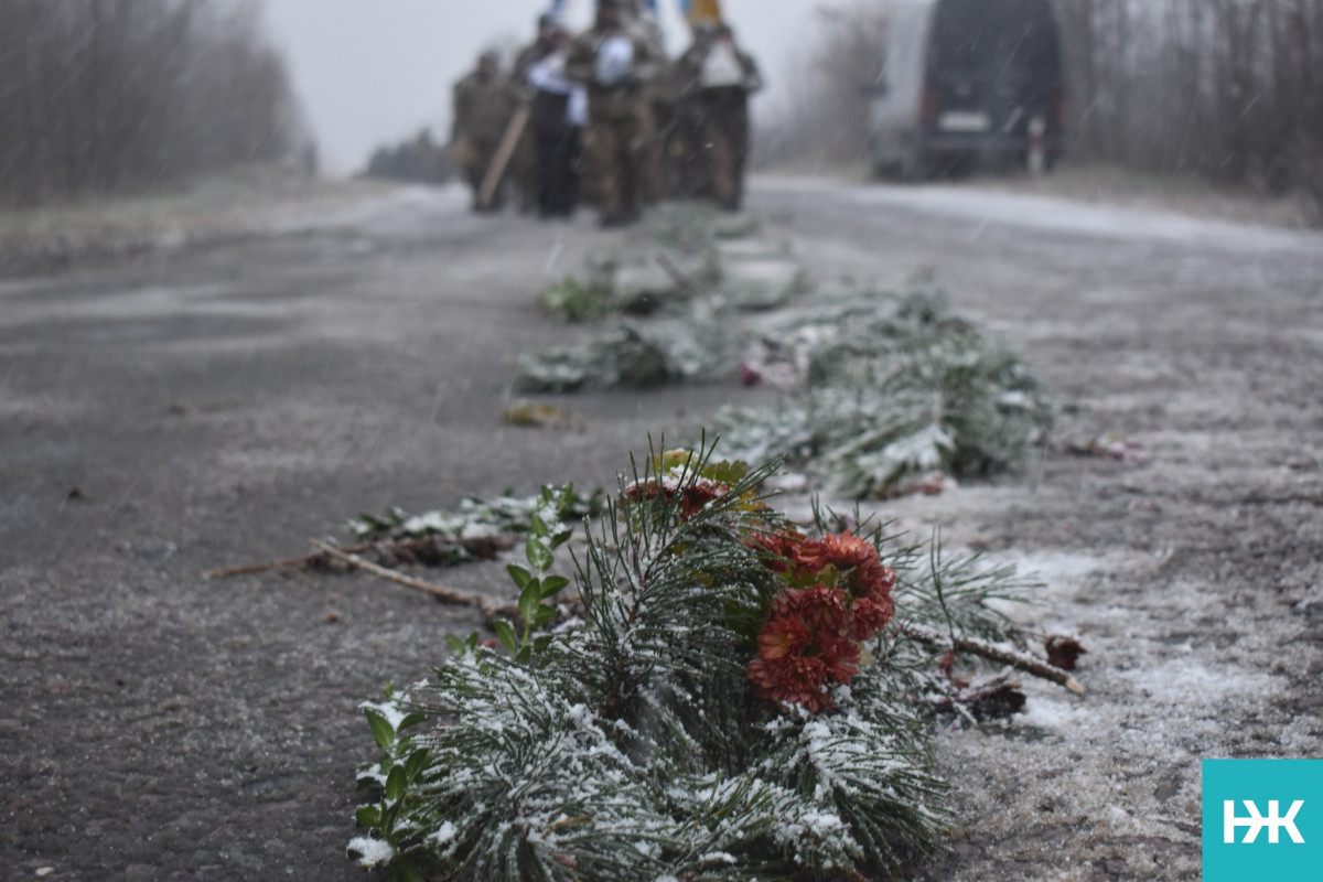 Молодий воїн не встиг створити сім'ю: на Волині попрощалися із загиблим Героєм Юрієм Кратіком