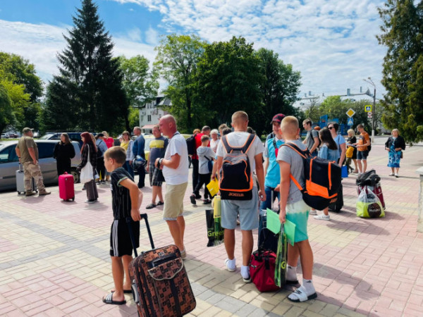 Діти переселенців і військових із Нововолинська два тижні проживуть без повітряних тривог