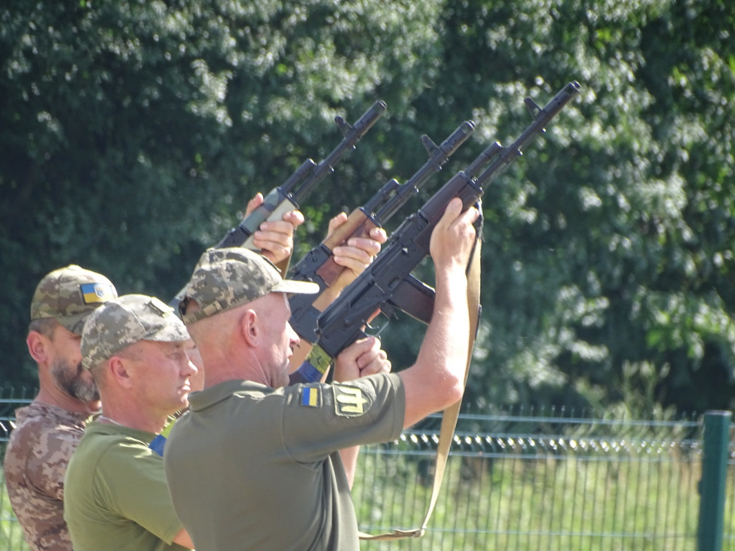 Надію на диво обірвала жахлива звістка: на Волині поховали Героя Володимира Мороза, який рік вважався зниклим безвісти