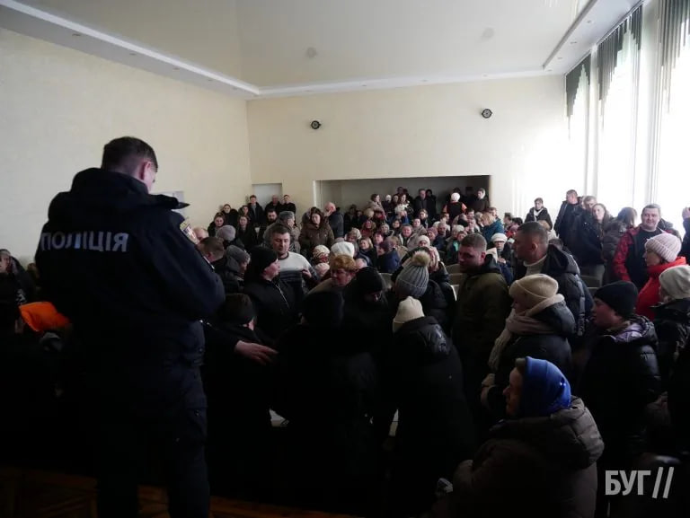 У селі на Волині УПЦ МП зірвали перехід храму до ПЦУ. Відео