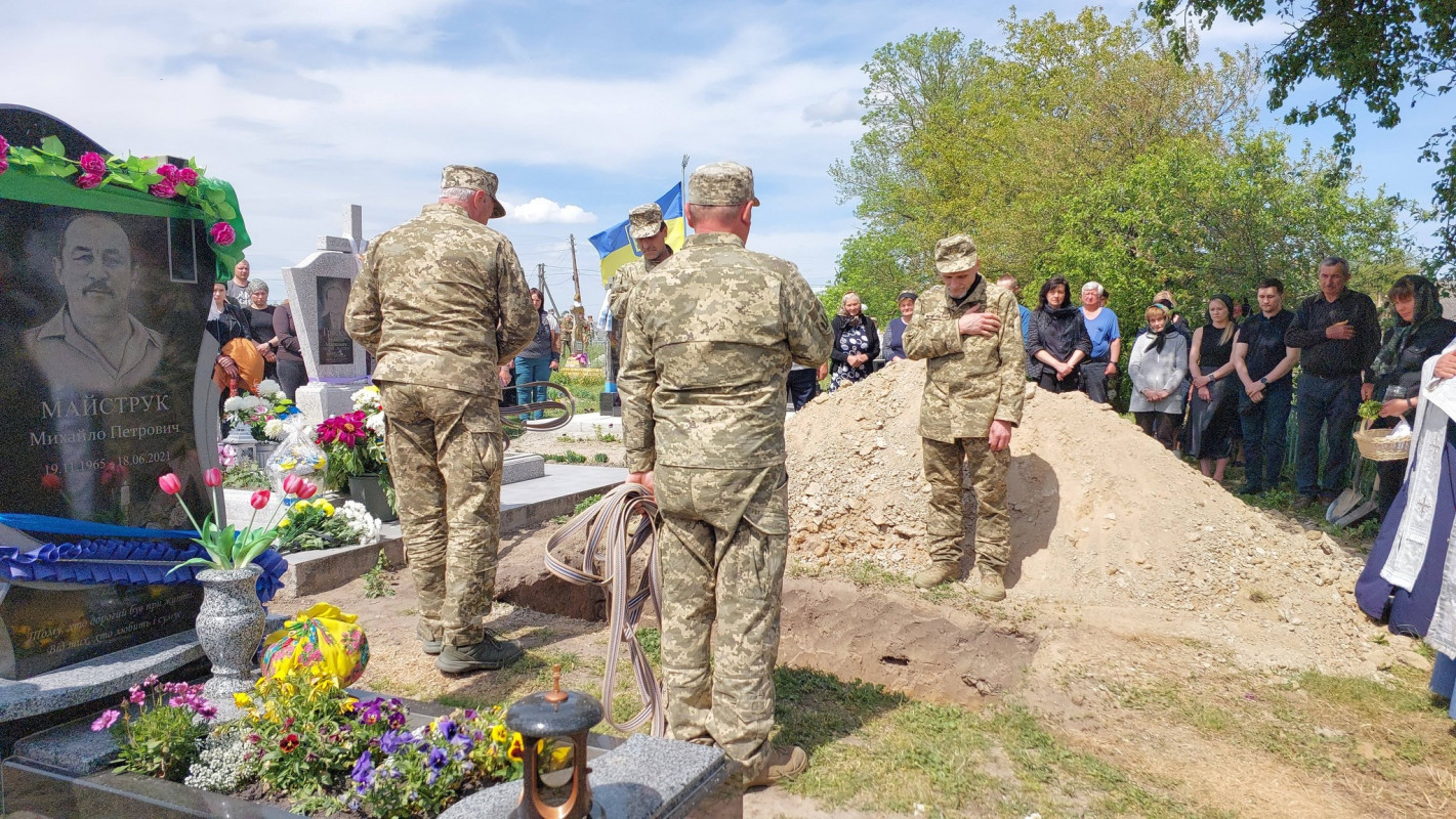 На Волині в останню путь провели Героя Грисюка Сергія, який загинув під Авдіївкою у 2023 році