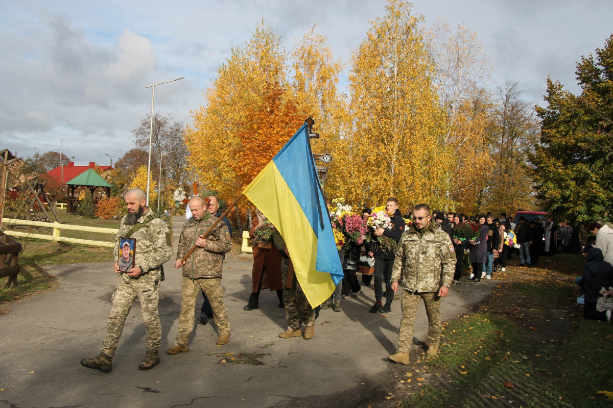 Кілька днів тому повернувся у військовий стрій: на Волині попрощалися з мужнім захисником Володимиром Євпаком