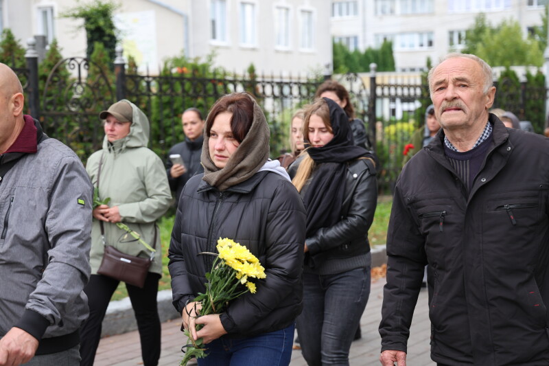 Не встиг створити сім’ю: у Луцьку попрощалися з Героєм Олексієм Кривовим, який довгий час вважався зниклим безвісти