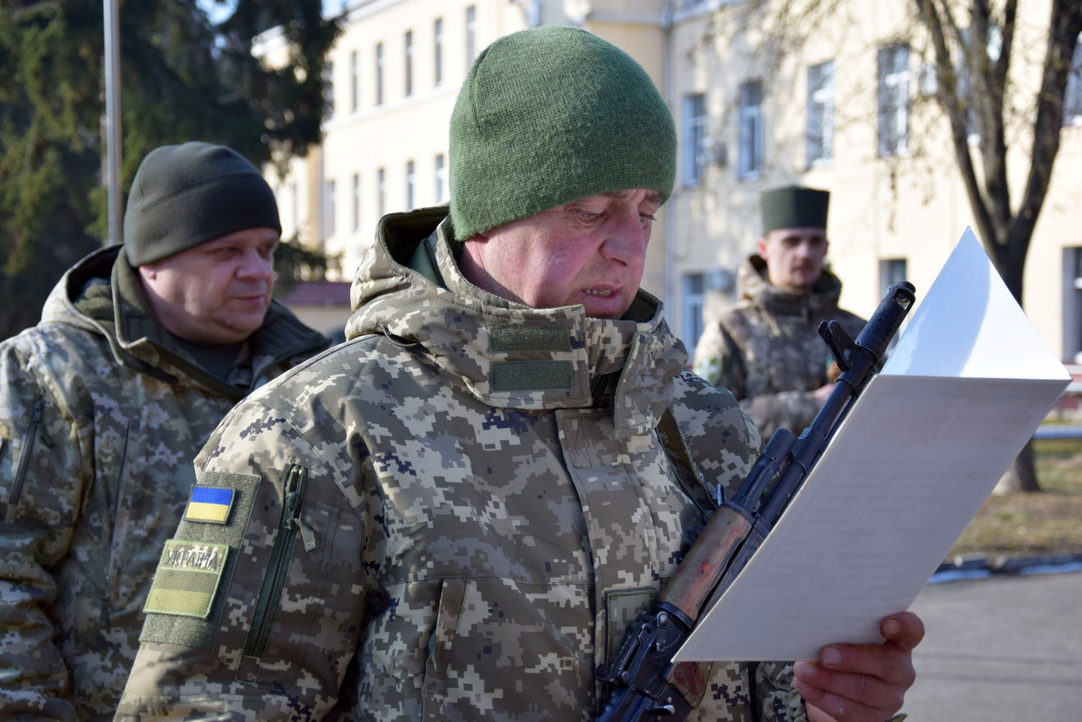 «Я не розумію тих, хто ховається»: на Волині 46-річний багатодітний батько став прикордонником