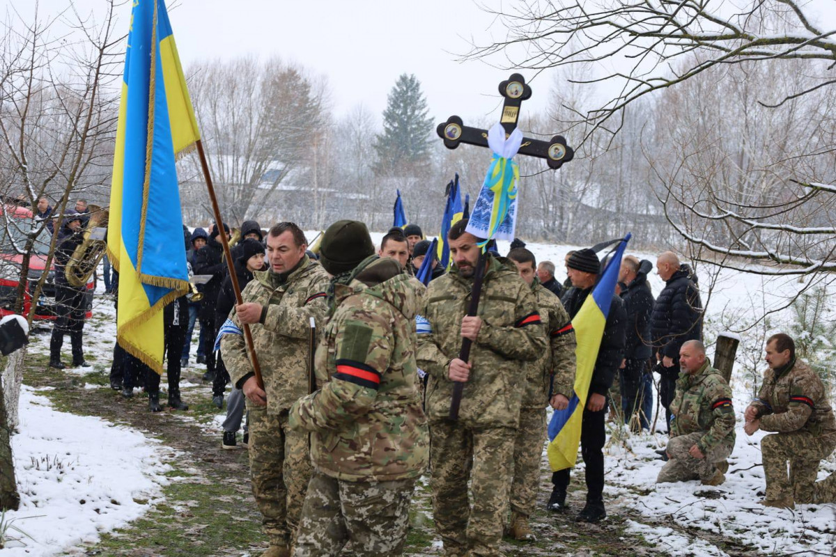 Навіки 29: на Волині попрощалися з молодим Героєм Романом Гайовим