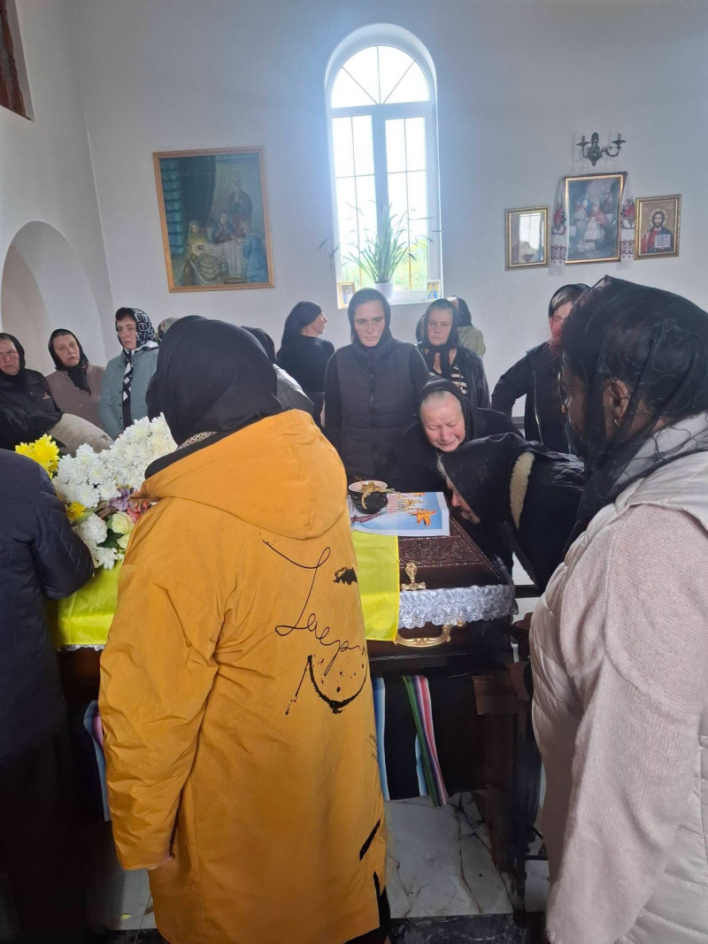 Волиняни попрощалися із захисником Олександром Пінчуком, який понад два роки вважався зниклим безвісти