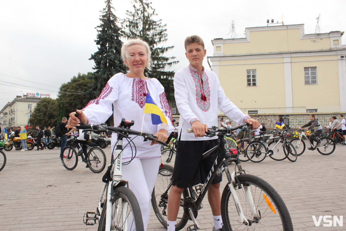 День міста у Луцьку: «Велопробіг у вишиванках». Фоторепортаж