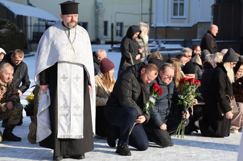 Загинув за місяць до 25-річчя: у Луцьку попрощалися із полеглим Героєм Максимом Костюком