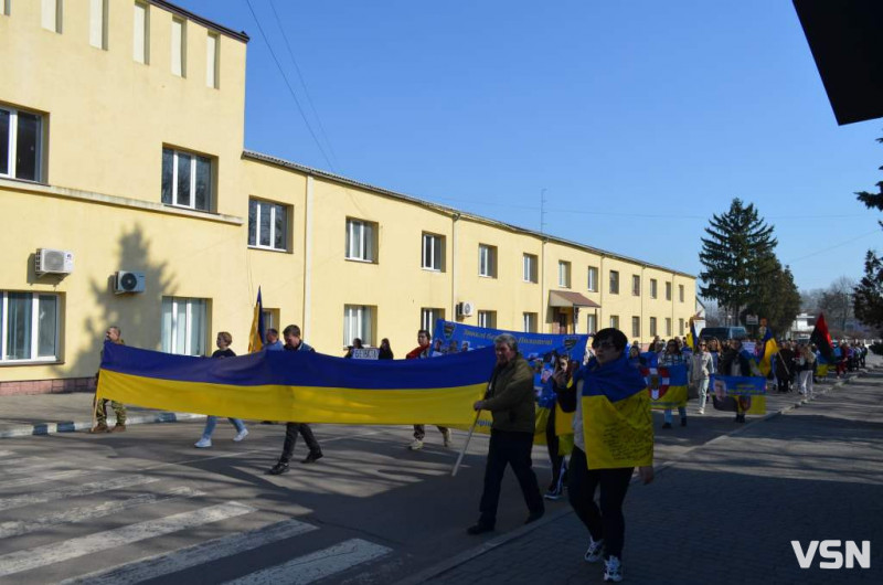 Забути – значить зрадити: у місті на Волині вперше провели мирну ходу на підтримку військовополонених і зниклих безвісти