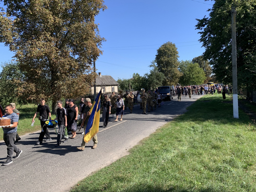 Загинув майже півтора роки тому: «на щиті» назавжди на Волинь повернувся Герой Ігор Максимчук