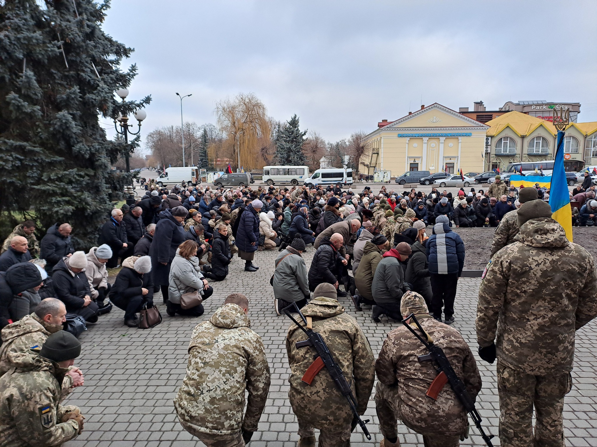 Загинули в один день на Харківщині: на Волині поховали двох Героїв - Миколу Бобра та Євгенія Кукола