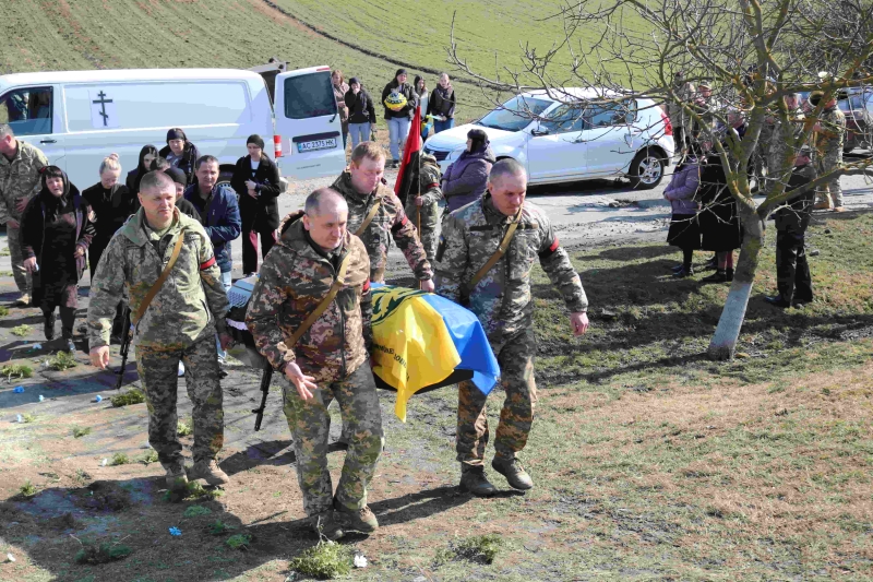 Громада на Волині провела в останню земну дорогу свого захисника Івана Шваївського